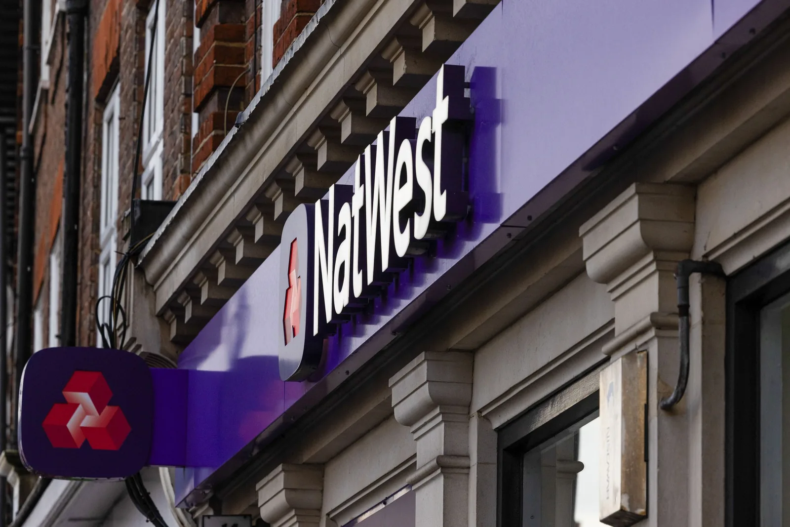 NatWest Closing 32 Branches: Complete List 2026-2027